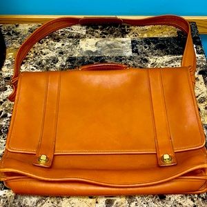 🔥COACH LAPTOP BAG 🔥